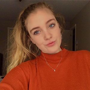 Meet your Posher, Justine